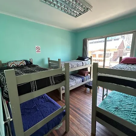 Viva Chile Providencia - Bustamante Hostel